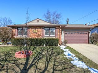 25 Saint Armand Ln, Wheeling, IL 60090
