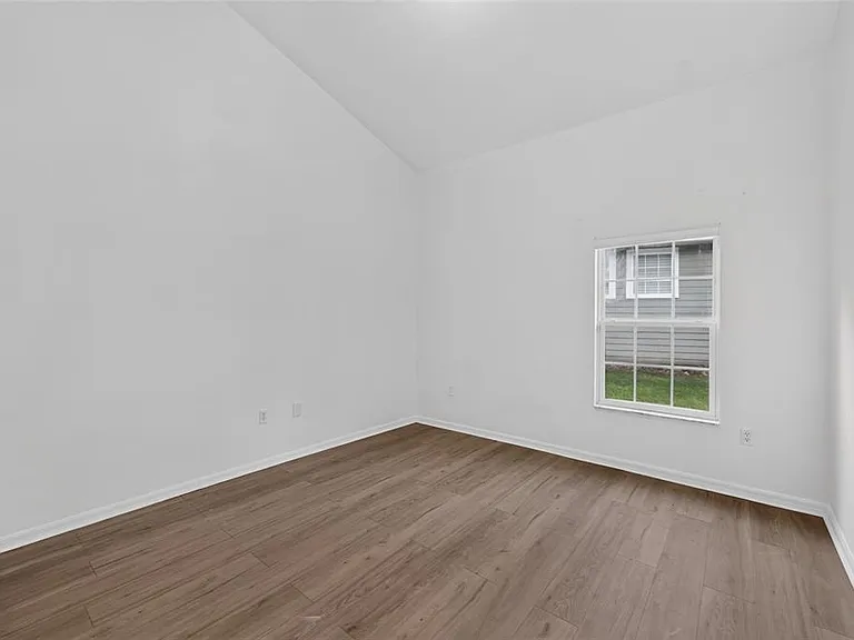 914 SW 83rd Ter — Photo 21