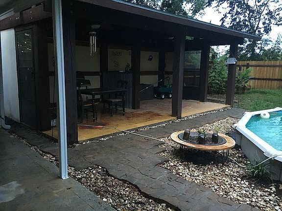 3rd image of 115 Jolie Oaks Blvd