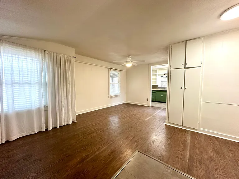 3309 22nd St — Photo 6