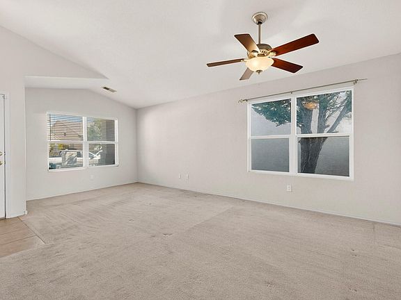 5th image of 10144 Calle Chulita NW