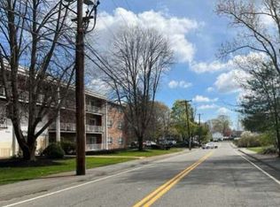 54 Highland Glen Dr, Randolph, MA 02368