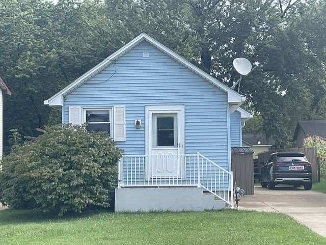 1st image of 717 Nagle Rd