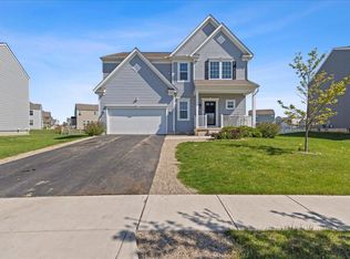 12 Thoreau Dr, Ashville, OH 43103