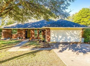 112 Bentley Dr, Joshua, TX 76058