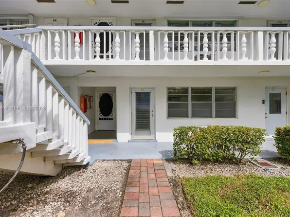 86 Andover D #D86, West Palm Beach, FL 33417