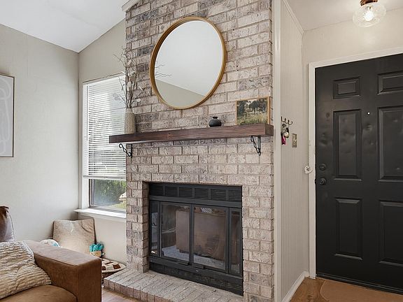 5th image of 1625 Partridge Pl