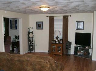 15 Fuller Ave, Attleboro, MA 02703
