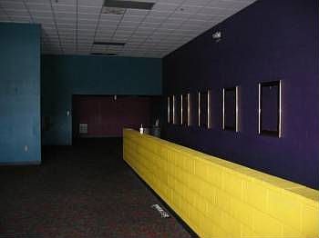 5th image of 301 Dannys Dr