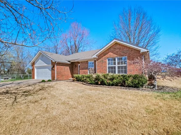 523 Evergreen Cir, Lowell, AR 72745