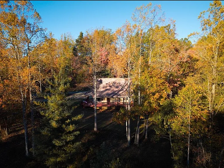 450 Rhododendron Ln — Photo 30