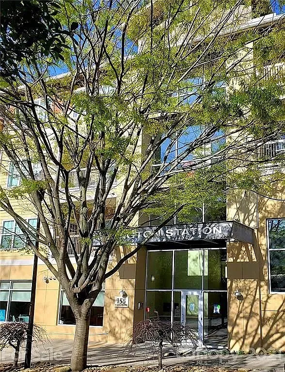 2 bed, 1163 sqft, $2,100 — Photo 1