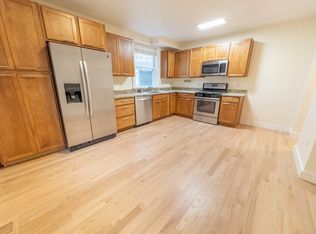 54 Wendell St #1, Cambridge, MA 02138