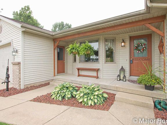 5th image of 3150 N Bluff Ct