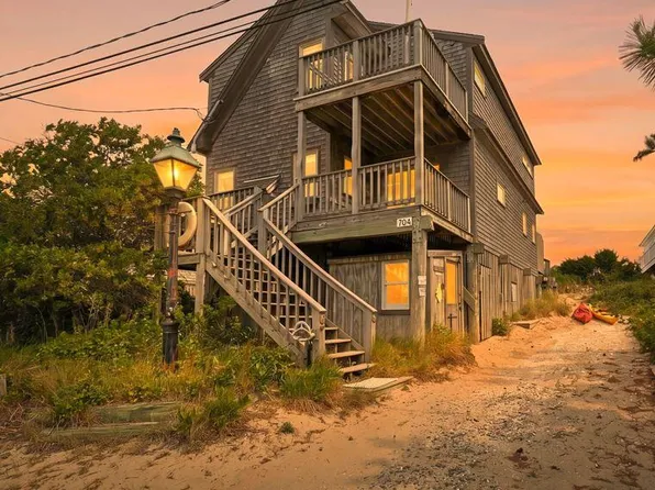 70 Salt Marsh Road UNIT A, East Sandwich, MA 02537