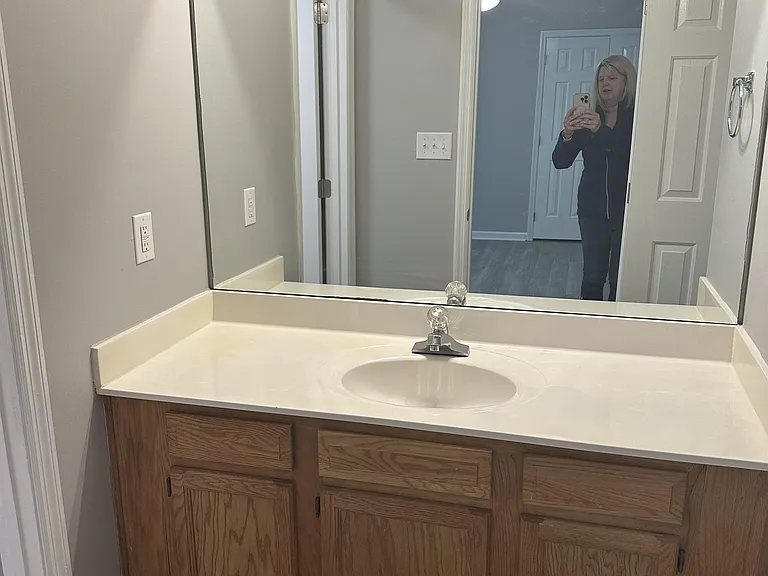 2541 Danielle Ln — Photo 11
