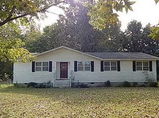 2116 W John Paul Jones Rd, Effingham, SC 29541