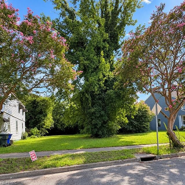 1st image of 139 Filbert St
