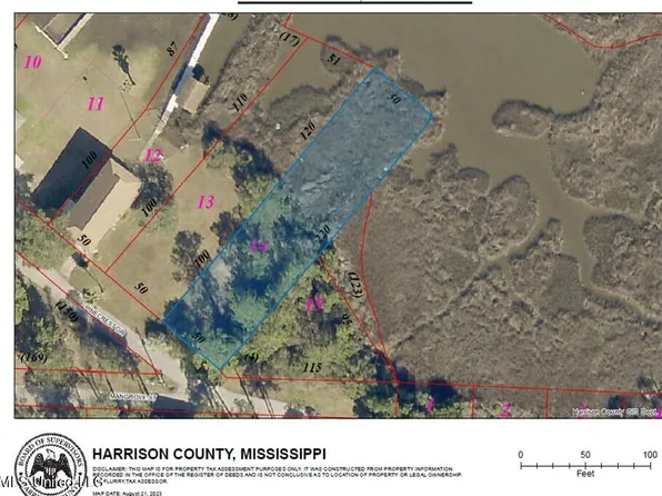 129 Pinecrest Dr, Pass Christian, MS 39571