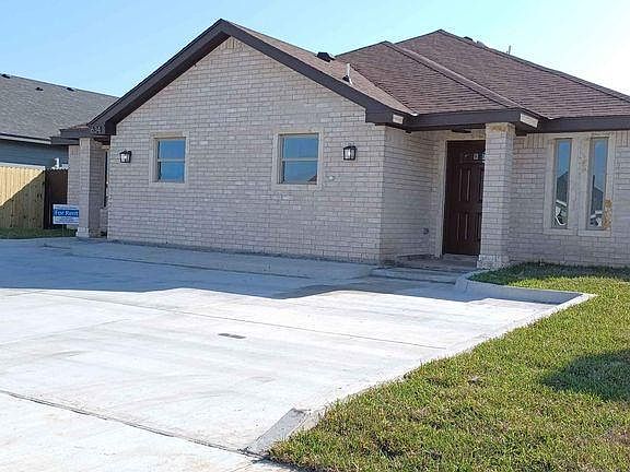 3rd image of 634 Marrs Ave #A