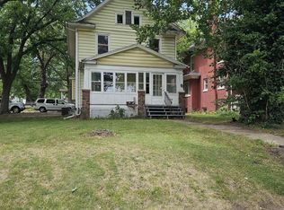 135 SW Taylor St, Topeka, KS 66603