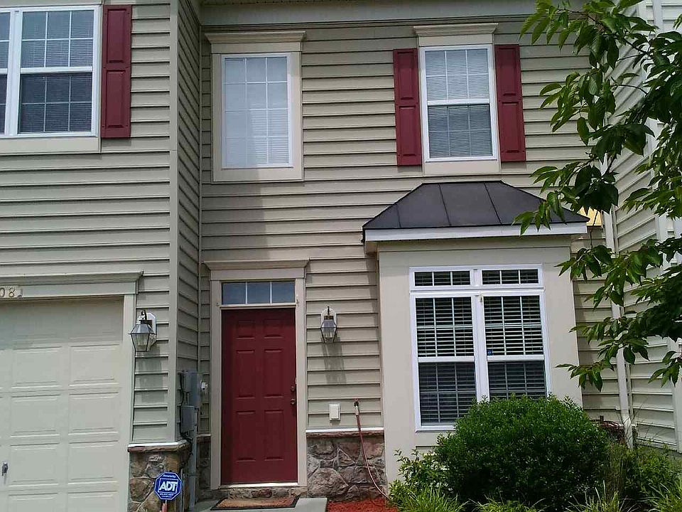 1st image of 308 Kintyre Ln