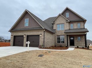 18051 Longleaf Dr, Athens, AL 35611