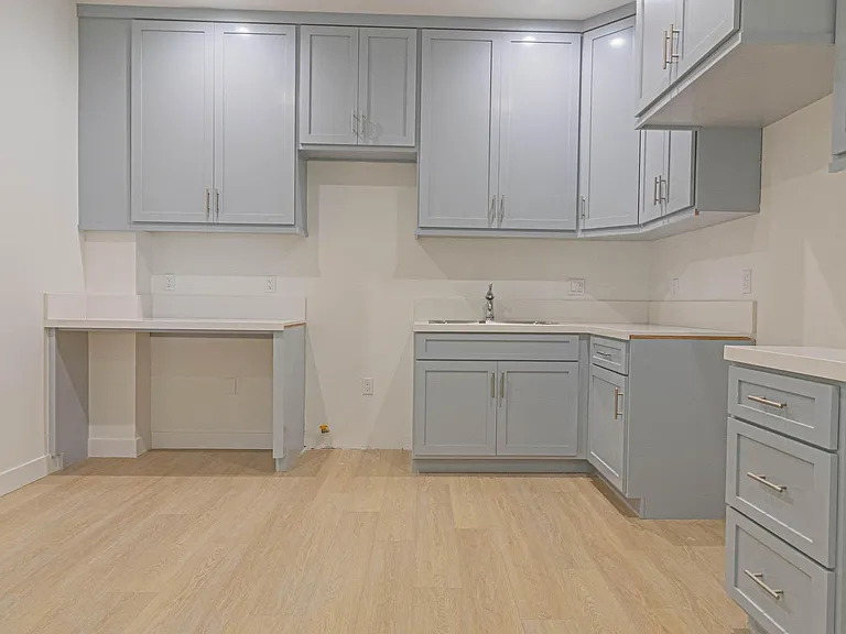 11311 Hawthorne Blvd — Photo 14