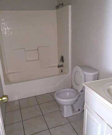 5th image of 2405 N Minnesota Ave APT B