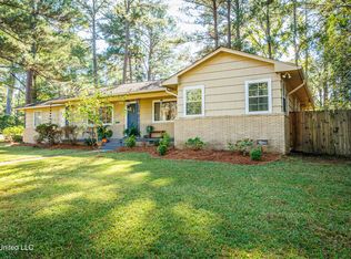 971 Parkwood Pl, Jackson, MS 39206