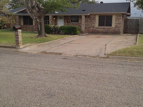 2nd image of 1781 Pasadena Dr