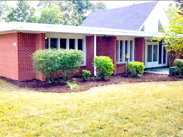 448 Rolling Hills 3rd St, McMinnville, TN 37110