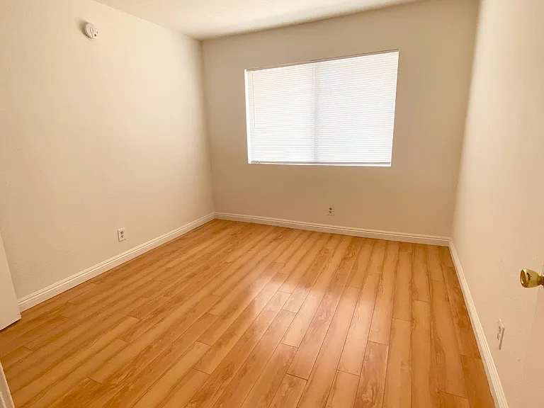 158 N Normandie Ave #201 — Photo 6