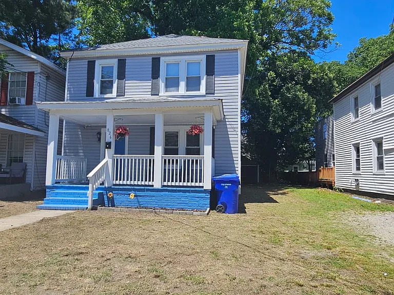 826 W 48th St — Photo 9