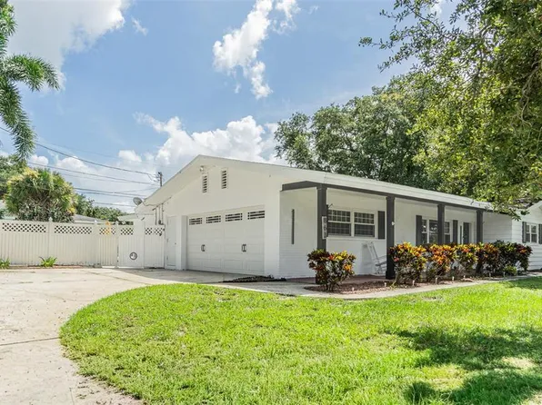 863 Bay Breeze Ter, Largo, FL 33770
