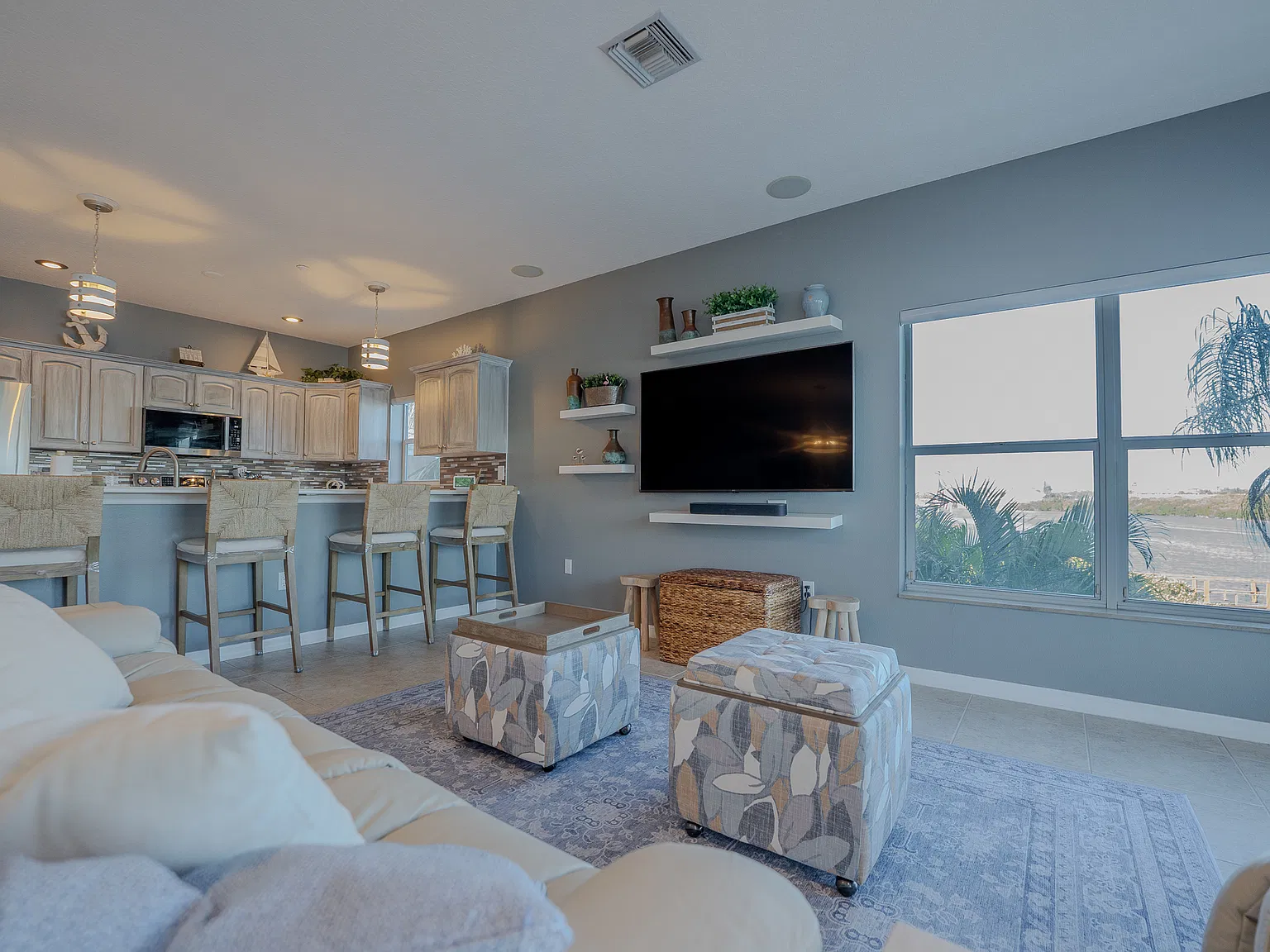 2 bed, 1535 sqft, $4,500 — Photo 1