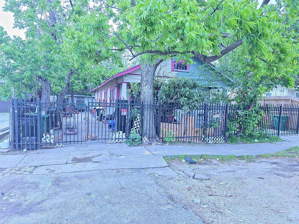 1st image of 1006 Panama St