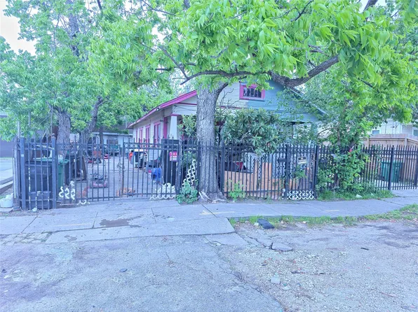 1006 Panama St, Houston, TX 77009