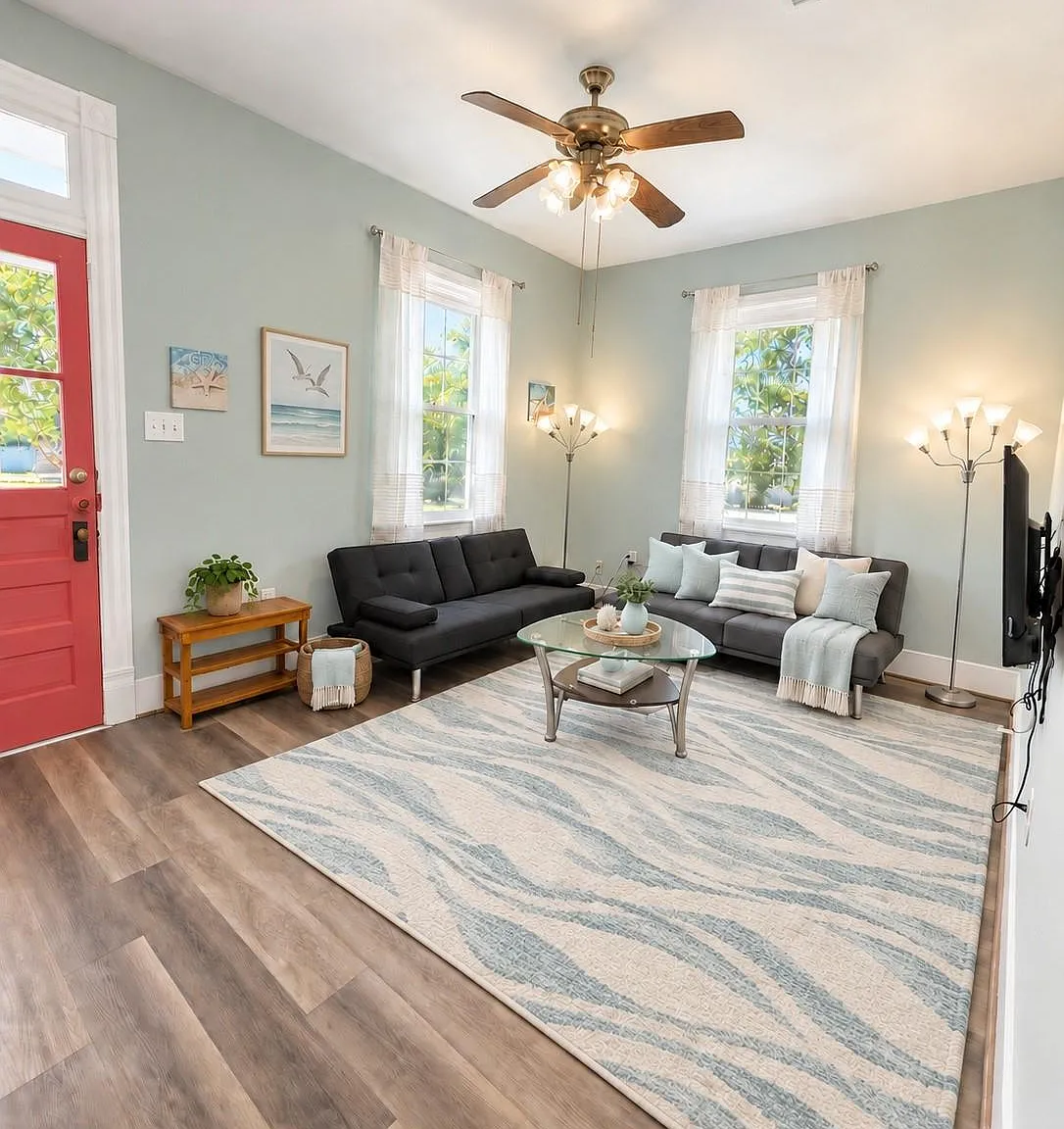 2 bed, 1.0 bath, 896 sqft, $1,650 — Photo 2