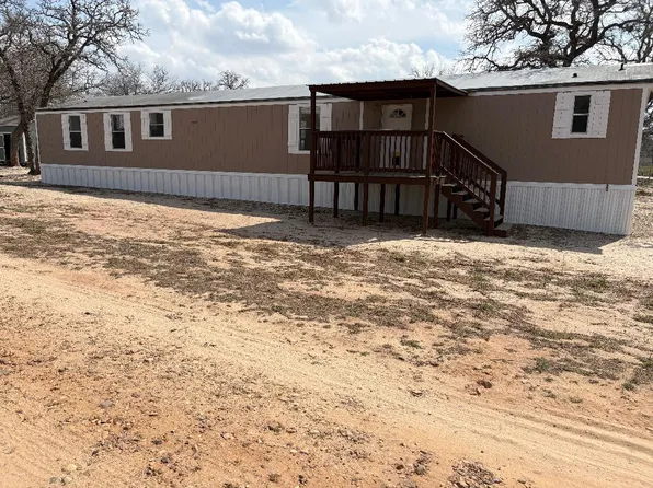 2172B Polly Ln, La Vernia, TX 78121