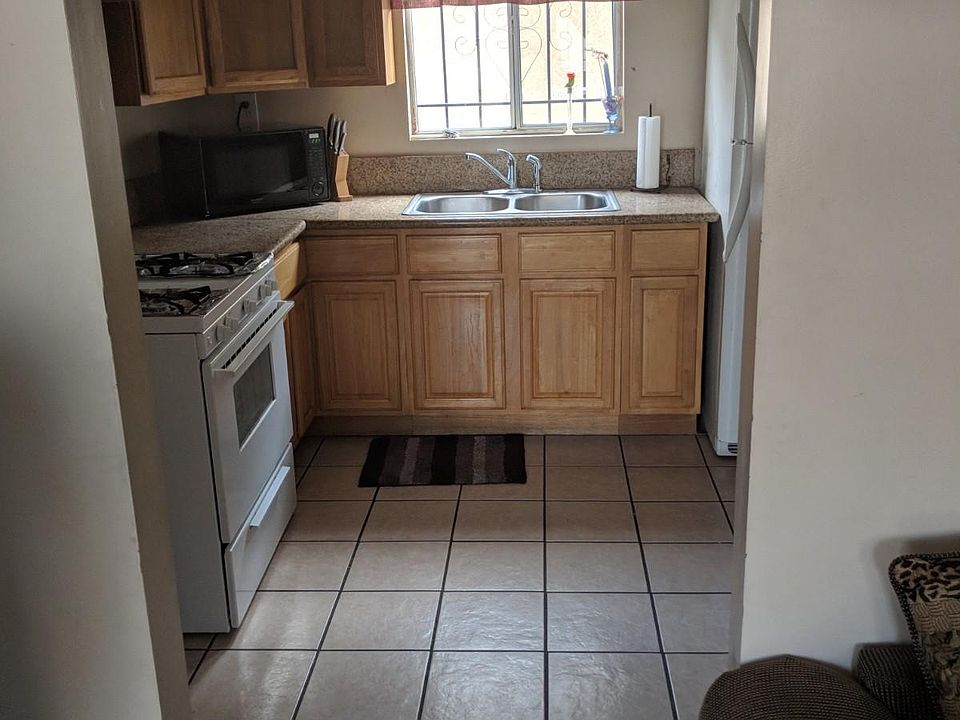 1st image of 4326 W 105th St #3