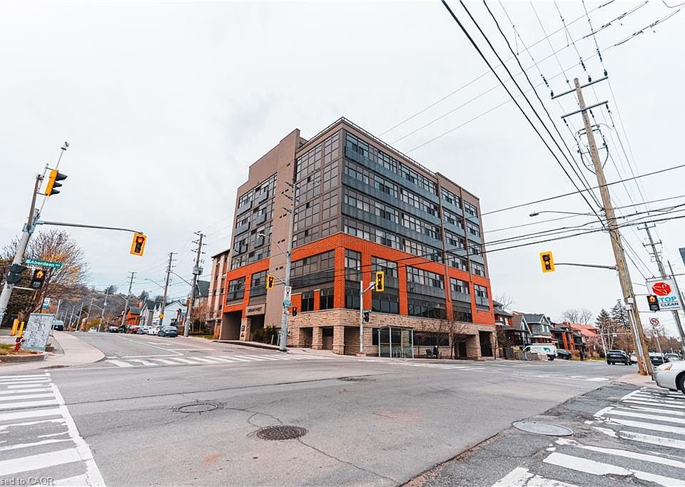 1st image of 427 Aberdeen Ave #102