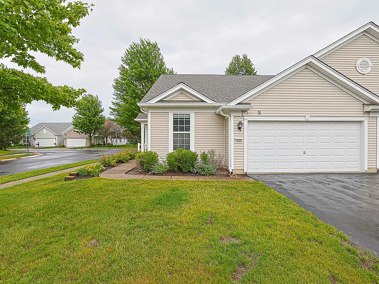 14021 Beaver Dam Ln #14021 — Photo 4