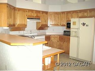 3rd image of 4146 NW 35th St