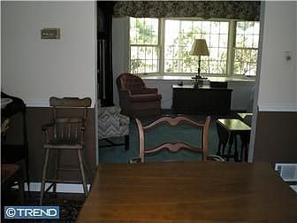 5th image of 105 Kleyona Ave