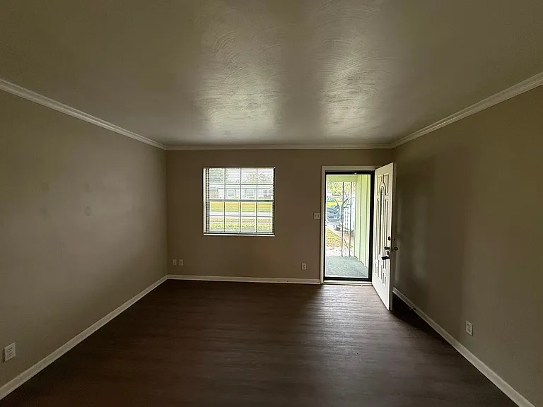 6725 Wurn Park Ct — Photo 26
