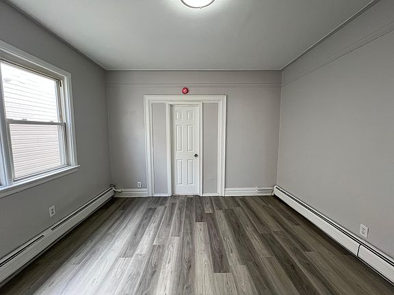 5th image of 126 Neptune Ave #5E