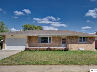 517 Kansas St, Murdock, NE 68407