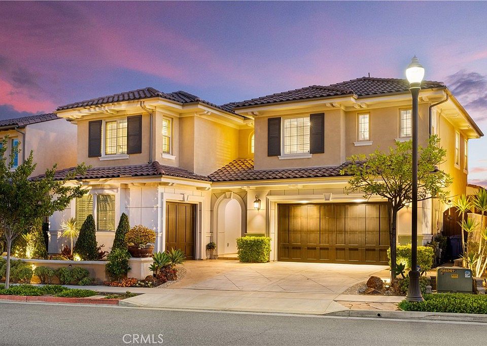 1672 Sunset View Dr, Lake Forest, CA 92679 listing photo