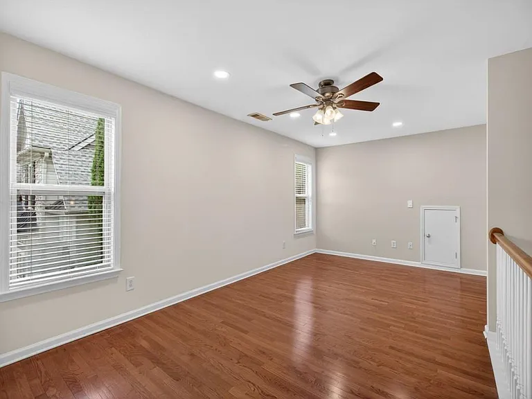 2935 Whitfield Ave — Photo 43